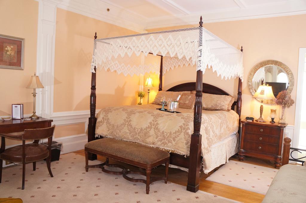 Silver Fountain Inn Dover Room photo
